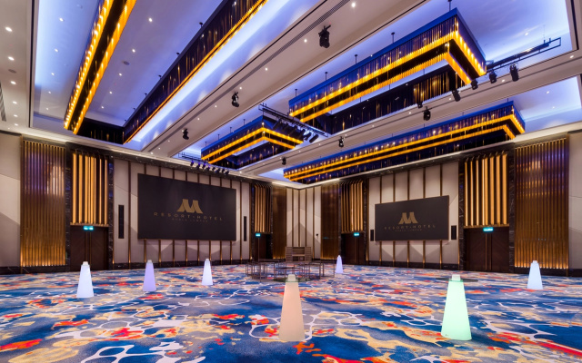 M Resort & Hotel