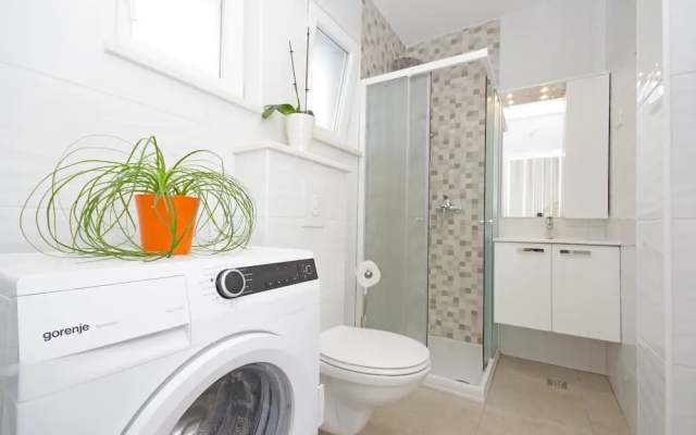 Amazing Home in Drvenik With Wifi and 3 Bedrooms