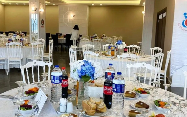 Kanyonvadi Hotel