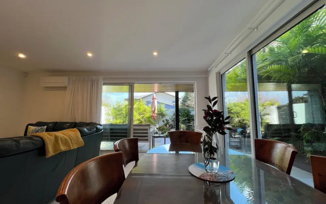 Okahu Bay Villas