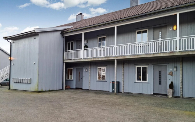 Nice Apartment in Søgne With Wifi and 2 Bedrooms