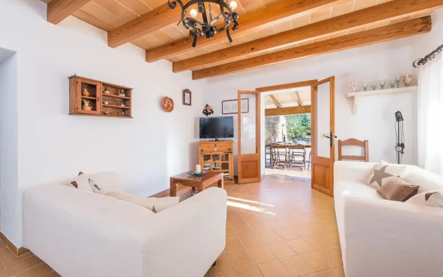 H Rreo in Campos With 3 Bedrooms and 2 Bathrooms