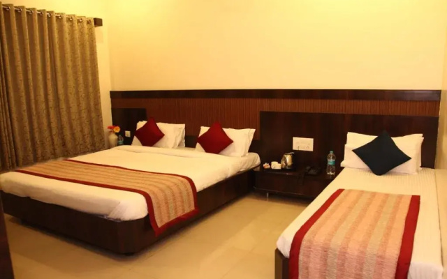 Hotel Sai Ramanand
