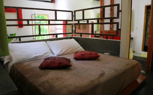 SomeWhere Else Boutique Resort