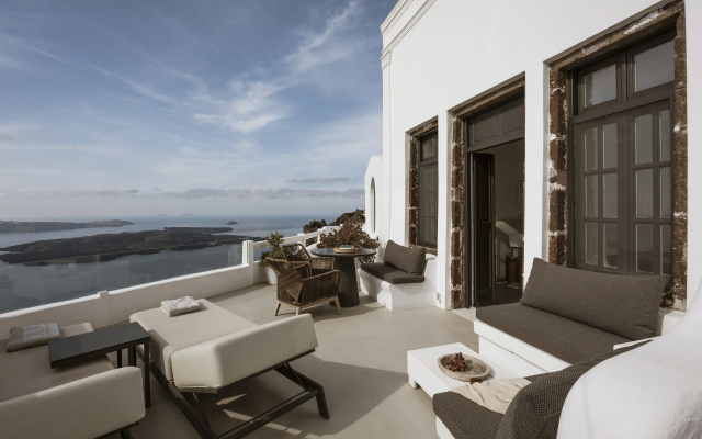 Aqua Luxury Suites