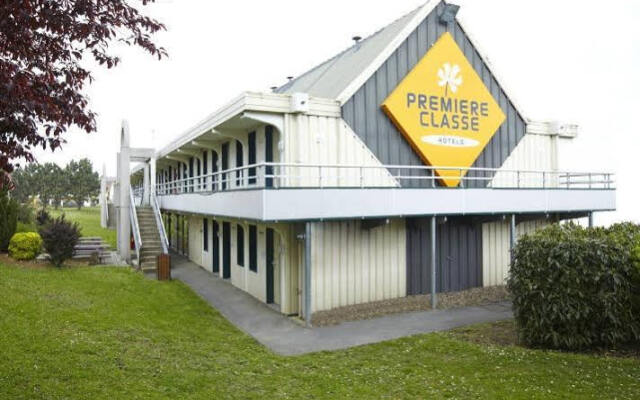 Отель Premiere Classe Hotel Liege Бельгия, Льеж - 1 отзыв об отеле, цены и фото номеров - забронировать отель Premiere Classe Hotel Liege онлайн вид на фасад