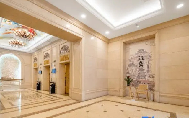 Vienna International Hotel (Huai'an Wuyue Plaza Hexia Ancient Town)