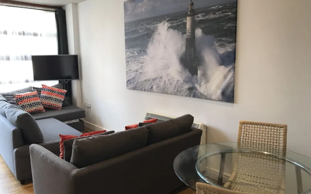 York Road Apartment