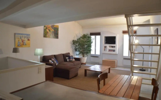 Studio loft avec terrasse centre historique