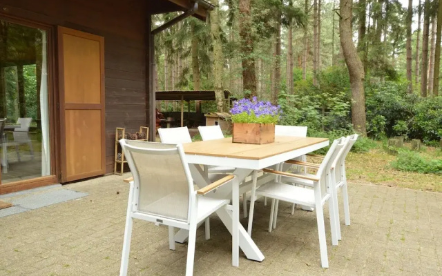 Attractive Wooden Holidayhome With Private Garden in a Natural Area