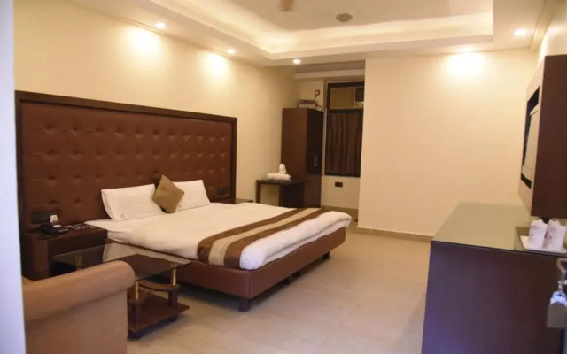 Taj Inn