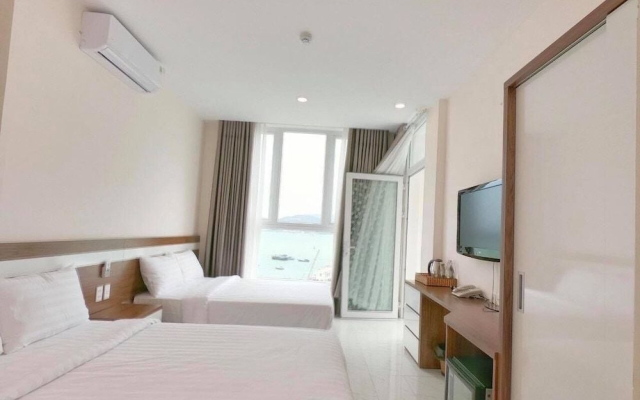 Cliff Hotel