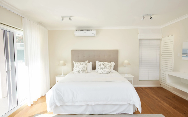 Number Eleven Self Catering Villa