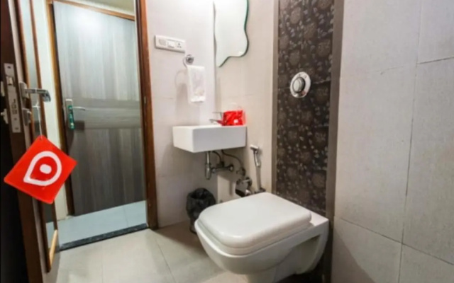 Apollo Guest House – Colaba Causeway