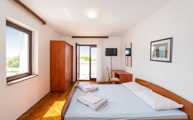 Apartment Ljubica With Nice Garden 3