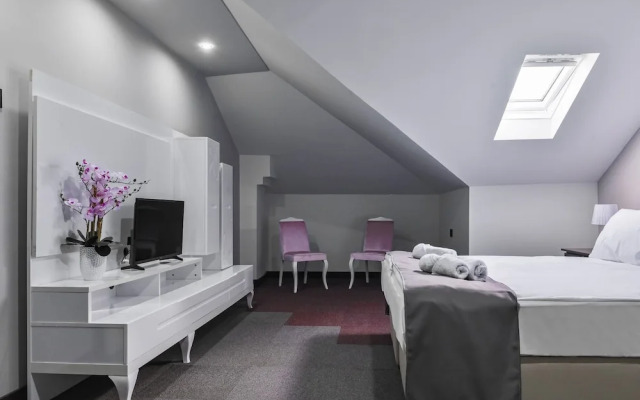 Hotel Aline
