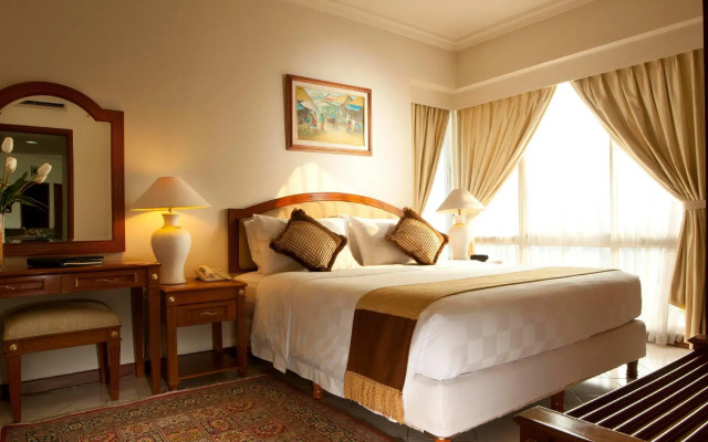 The Residences at Puri Casablanca