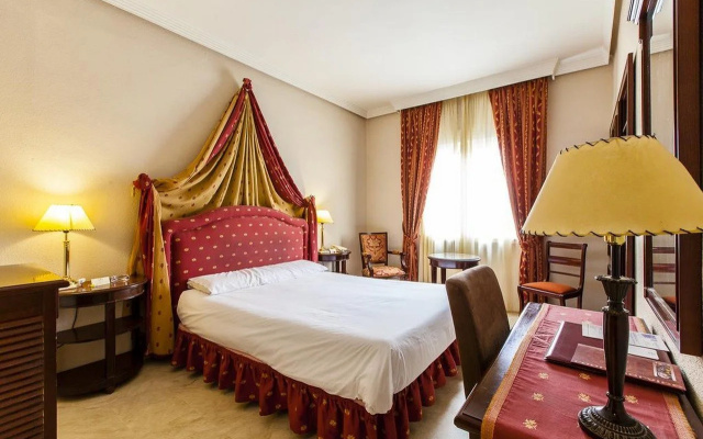 Hotel Del Val