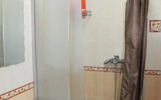 Apartments On Vostok-5, 10/7