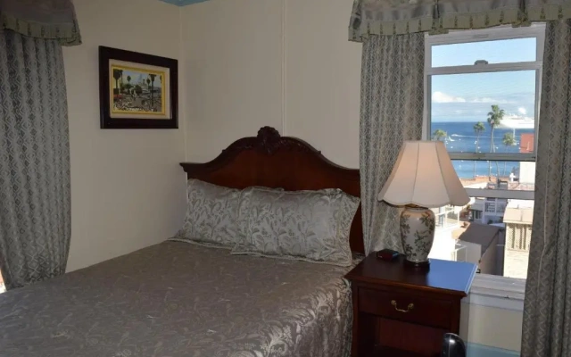Studio 9 Hotel Catalina