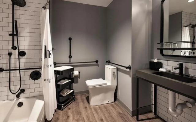 Moxy Omaha Downtown