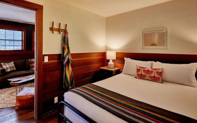 Highlands Resort - Adults Only