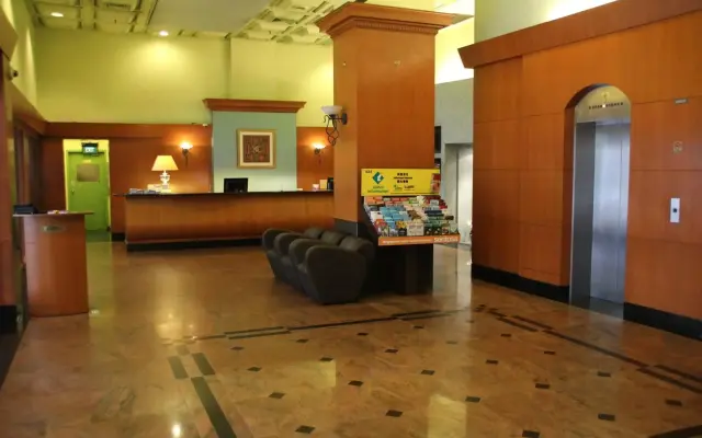 Strand Hotel