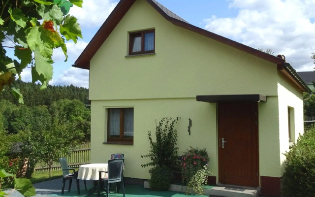 Holiday Home in Sohl with Terrace, Garden, BBQ, Deckchairs
