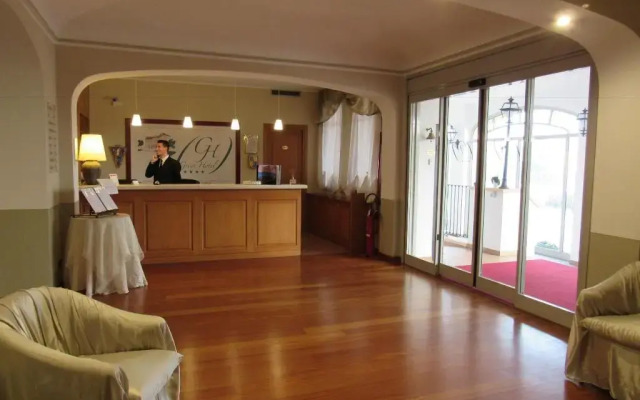 Green Hotel