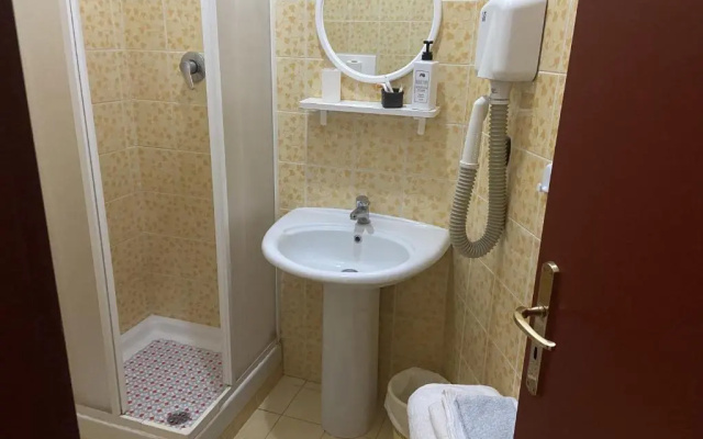 Hotel Tania