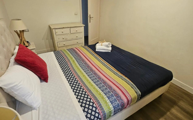 Family Central Apartment