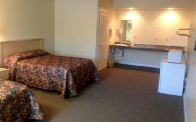 Fairview Lodge