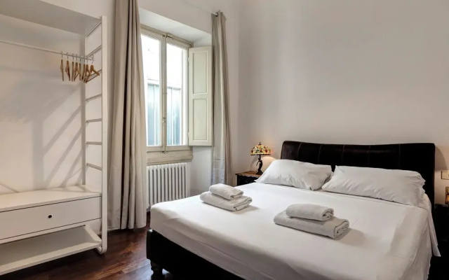 Nerone Apartment by Mamo Florence