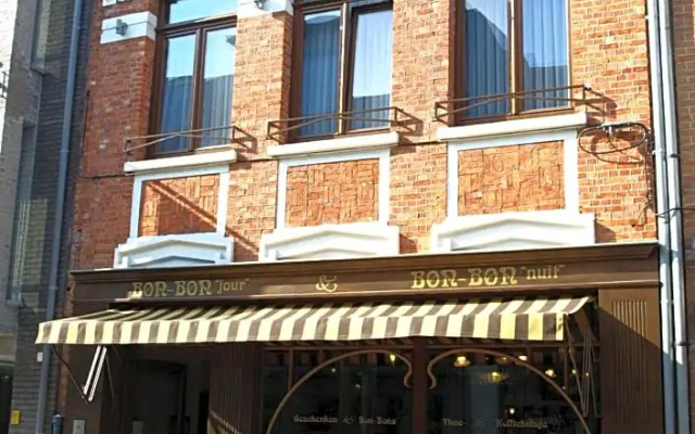 hotelImage