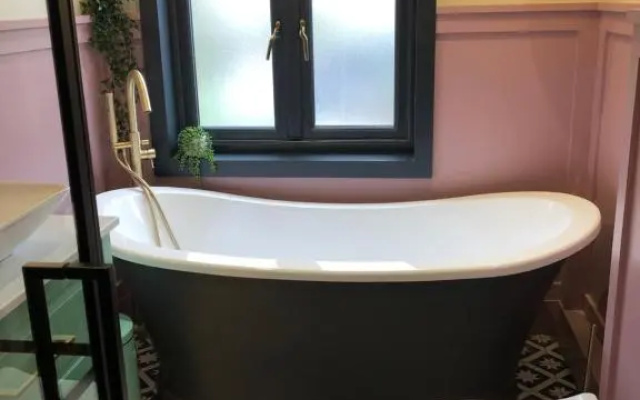 Boutique home near Chichester centre