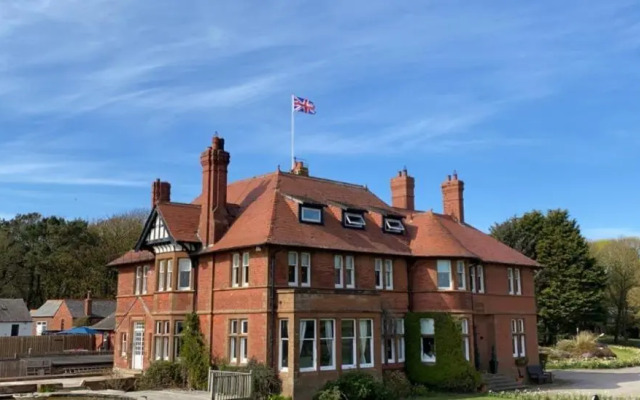 Sandhill House