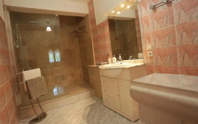 Villa Regain