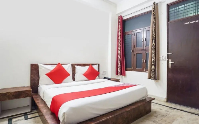 OYO Rooms Noida Atta Market