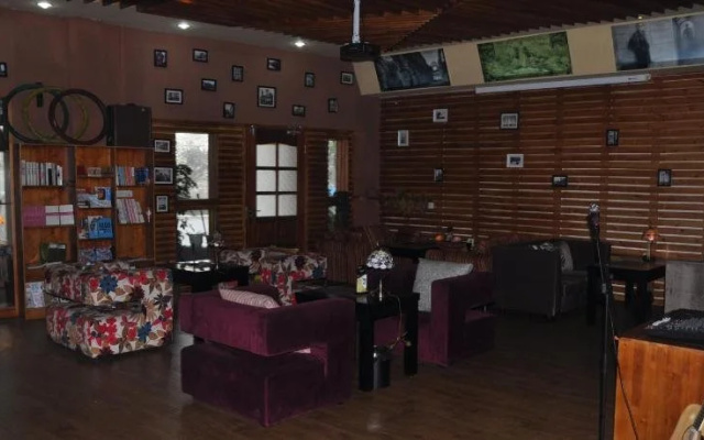 Хостел Dengfeng Climb International Youth Hostel