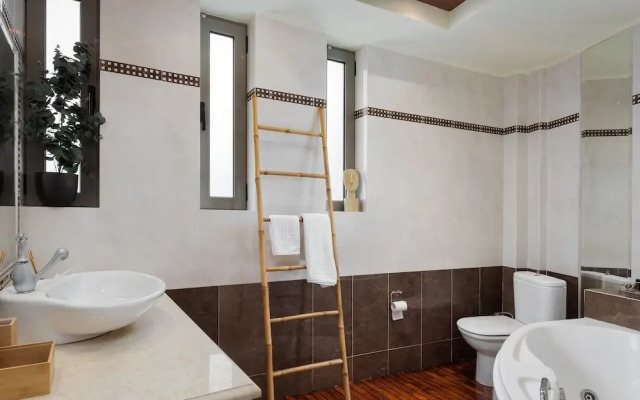 Varkiza Escape Residence