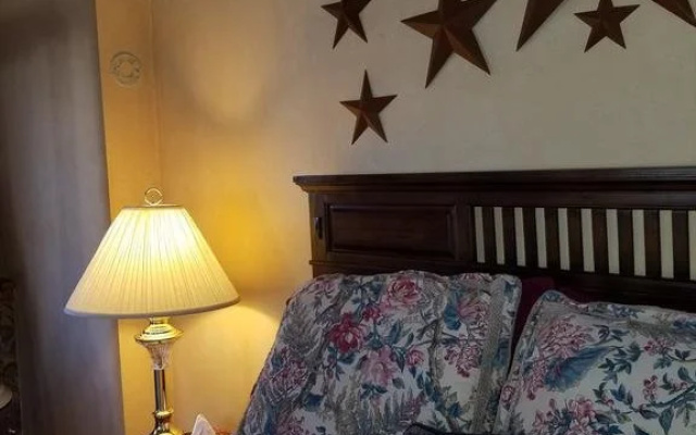 Living Spring Farm Bed and Breakfast