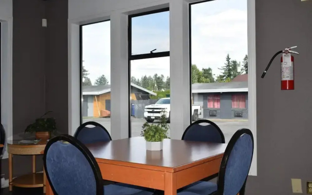 Alpine Inn