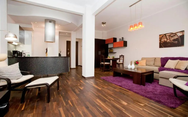 Downtown Apartment