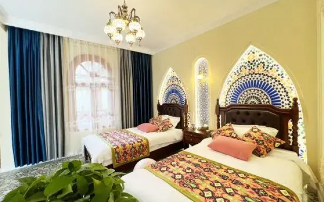 Kashi Sanxiangdian Designer Homestay (KashiAncient City Scenic Area Branch)