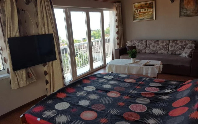 Guest House Panorama