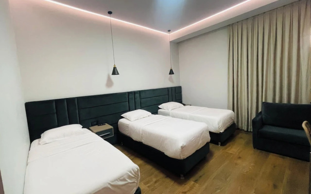 City Center Hotel