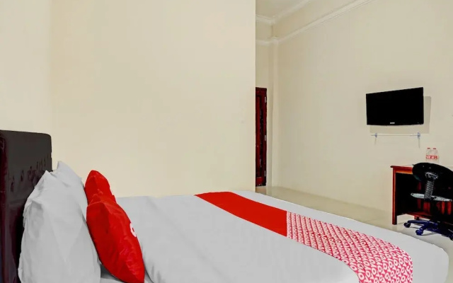OYO Life 90544 Grand Redisa