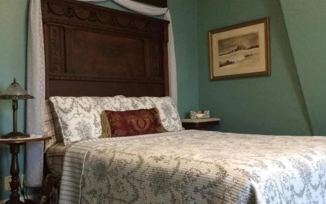 Fair Street Guest House