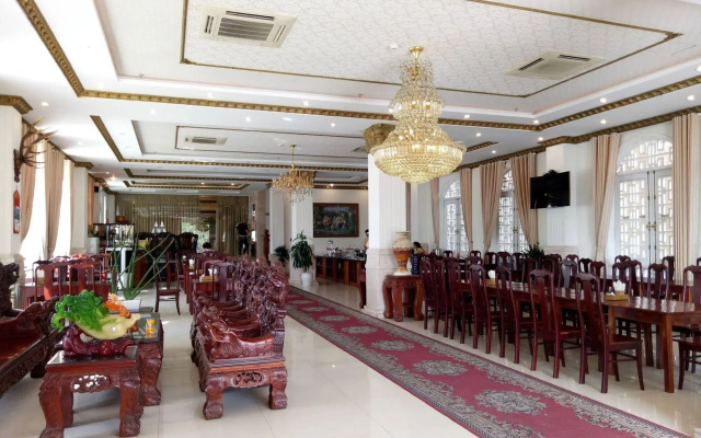 Orchid Hotel
