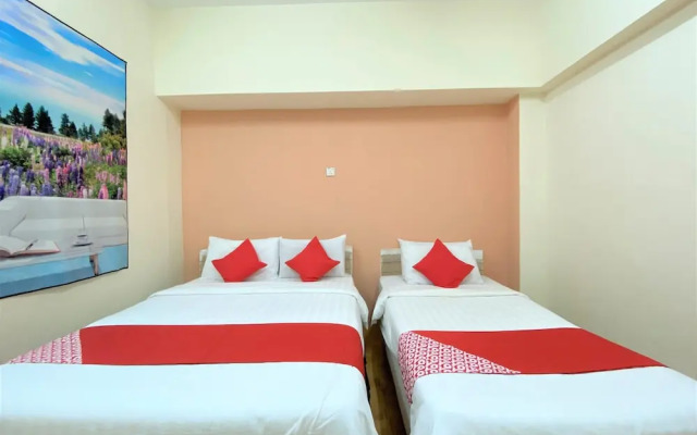 B Hotel